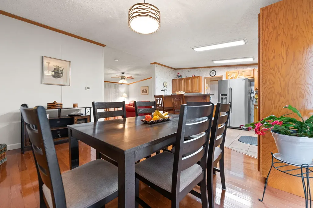 124 Victory-greenmont Road East Bernstadt KY 40729