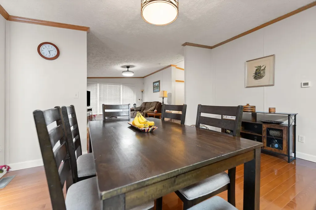 124 Victory-greenmont Road East Bernstadt KY 40729