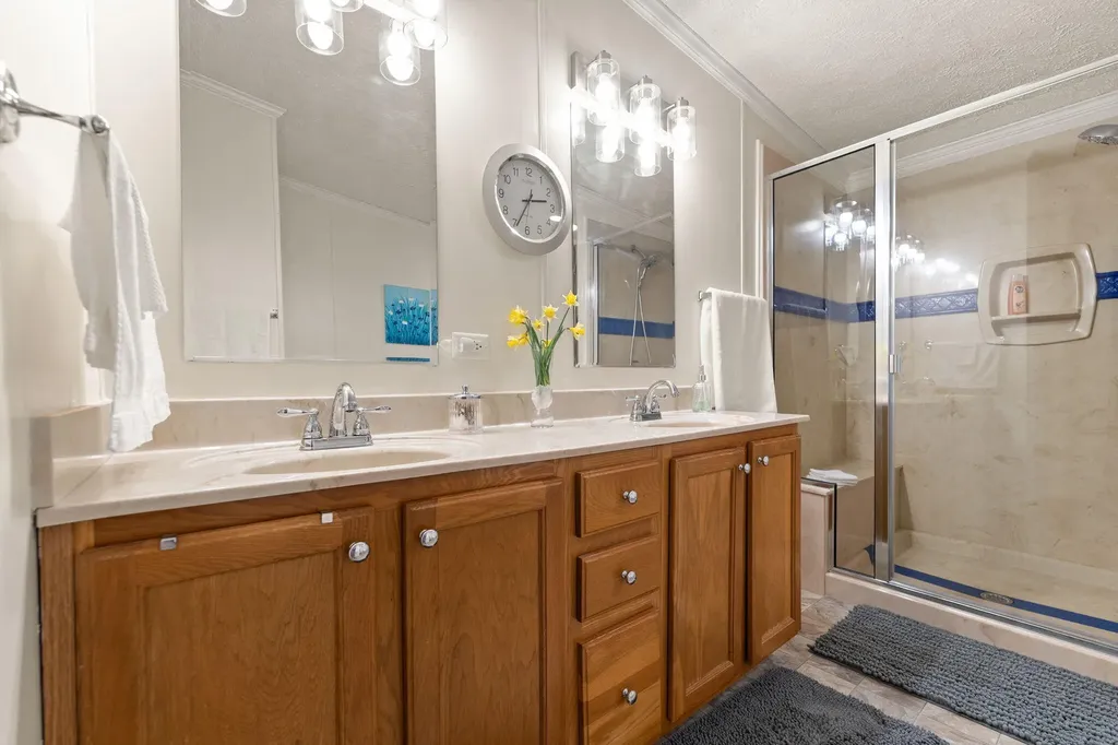 124 Victory-greenmont Road East Bernstadt KY 40729