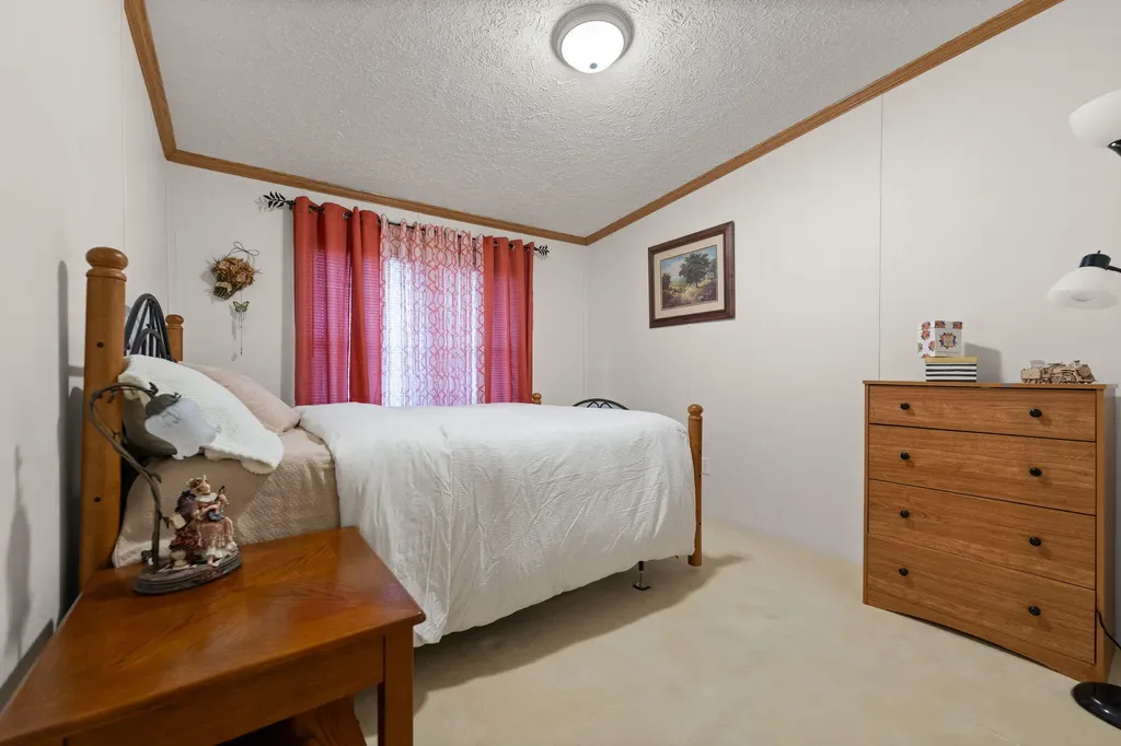 124 Victory-greenmont Road East Bernstadt KY 40729