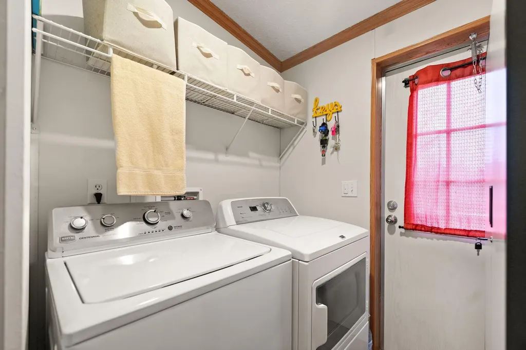 124 Victory-greenmont Road East Bernstadt KY 40729