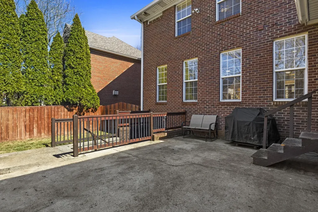 2109 Sedalia Lane Lexington KY 40513