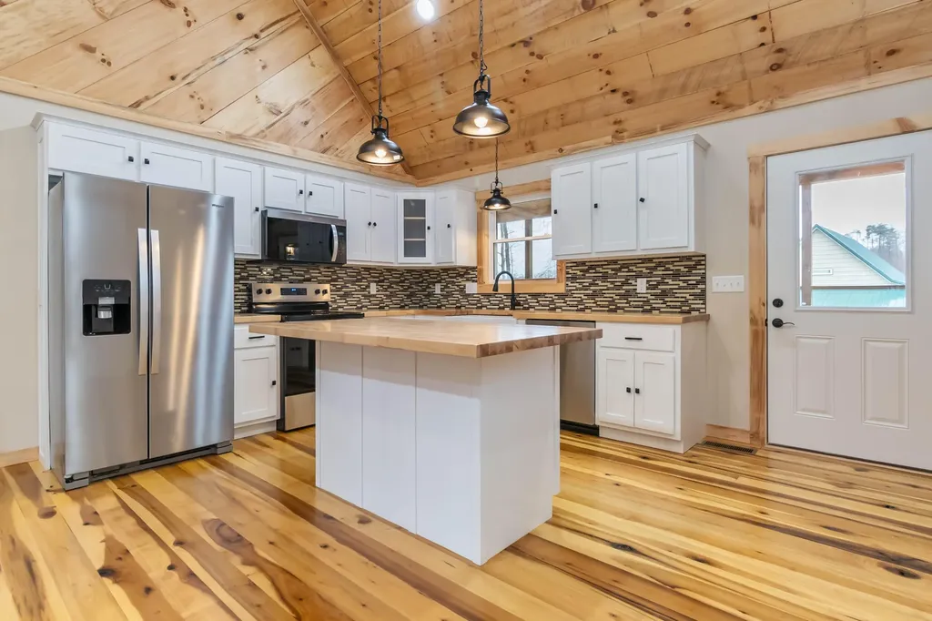 262 Pumpkin Creek Circle Jamestown KY 42629