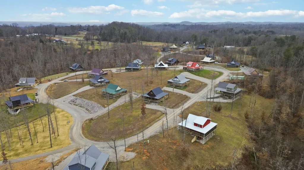 262 Pumpkin Creek Circle Jamestown KY 42629
