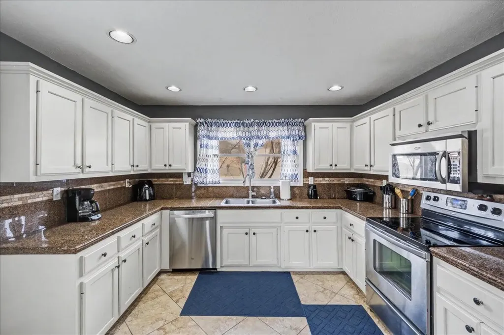114 Locust Ridge Road Frankfort KY 40601