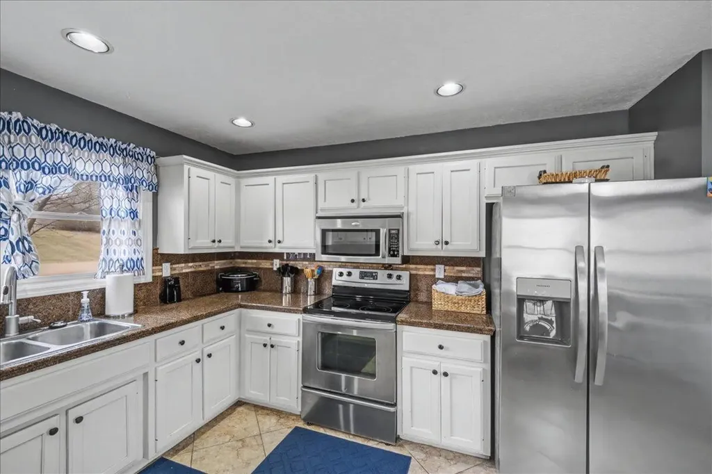 114 Locust Ridge Road Frankfort KY 40601