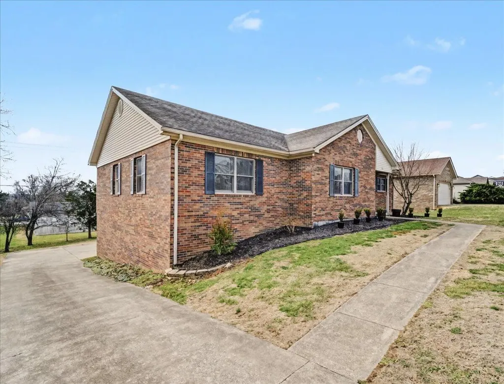 114 Locust Ridge Road Frankfort KY 40601