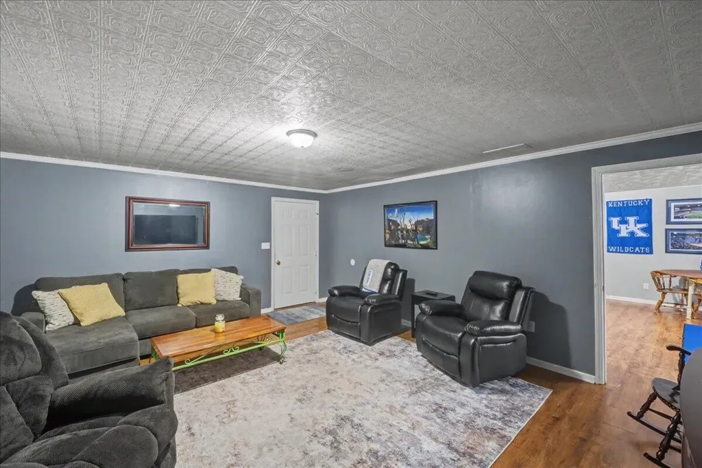 114 Locust Ridge Road Frankfort KY 40601