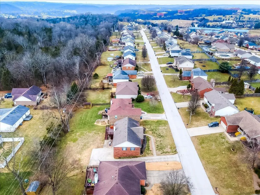 114 Locust Ridge Road Frankfort KY 40601