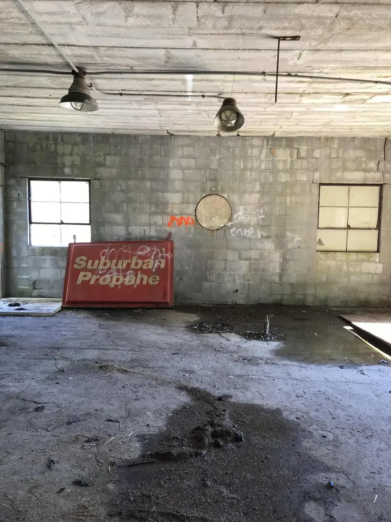501 E Second Avenue Central City KY 42330