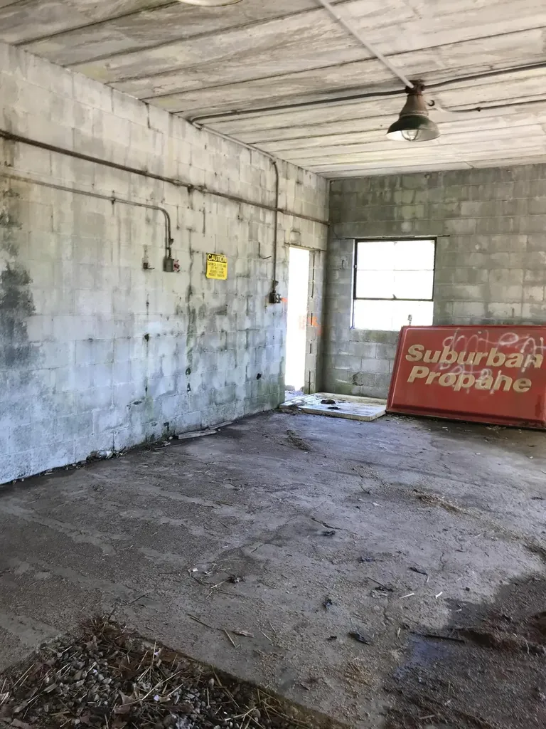 501 E Second Avenue Central City KY 42330