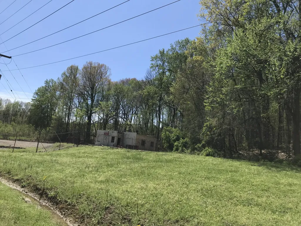 501 E Second Avenue Central City KY 42330
