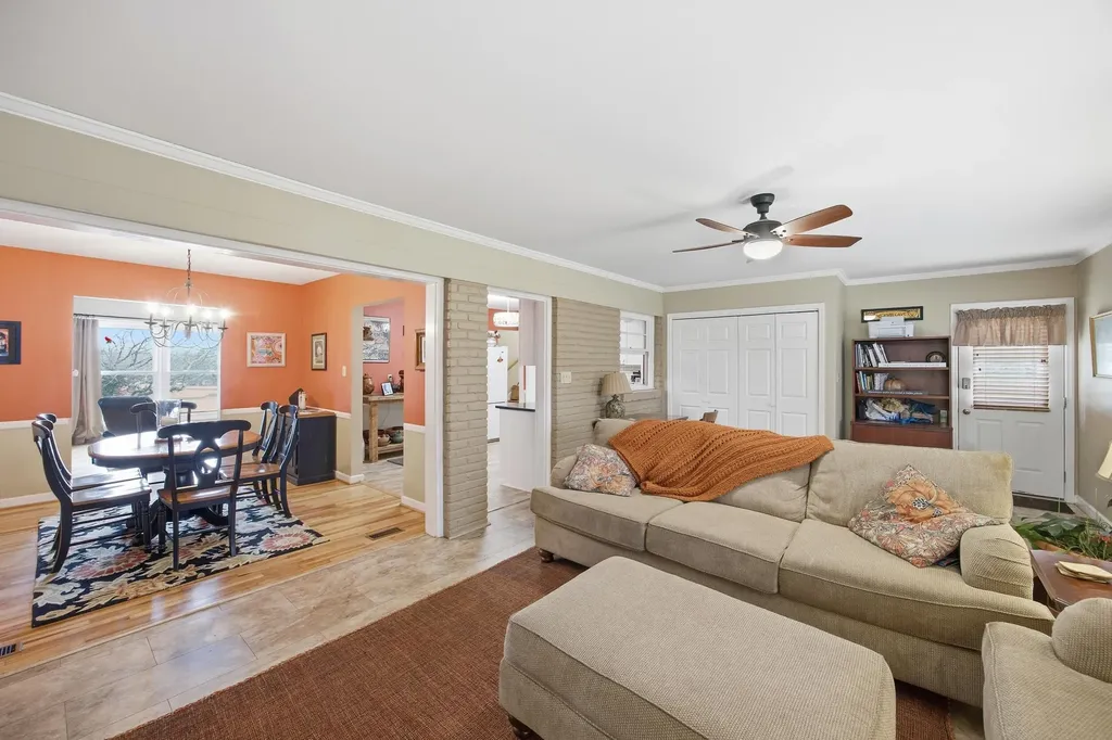 1030 Maywick Drive Lexington KY 40504