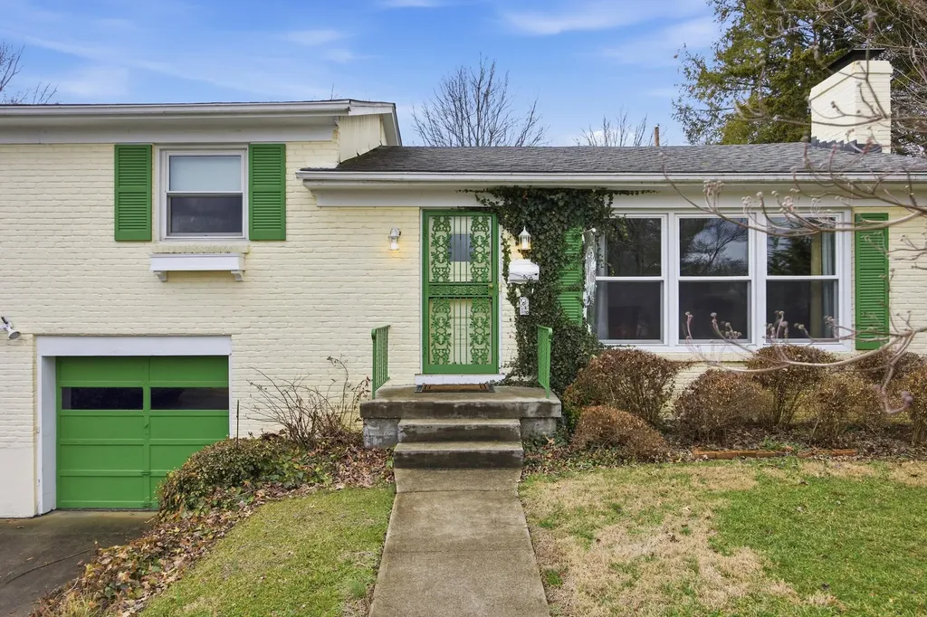 1030 Maywick Drive Lexington KY 40504