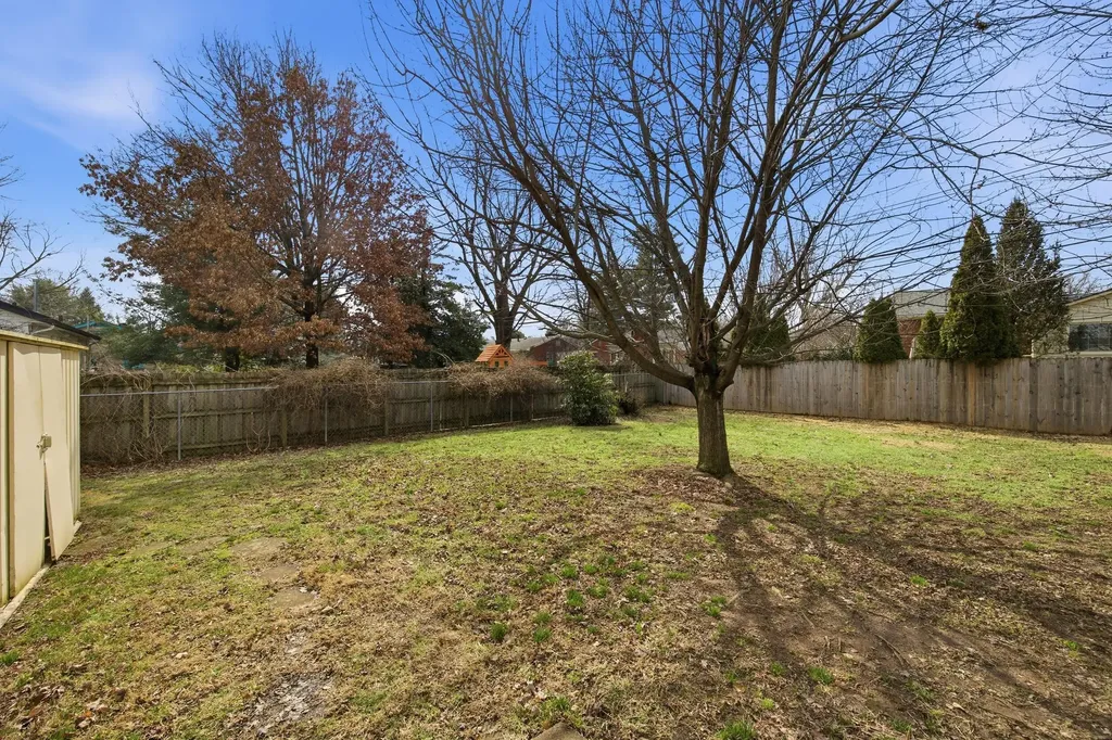 1030 Maywick Drive Lexington KY 40504