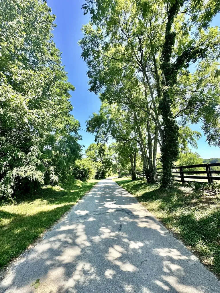 2308 Evans Mill Road Lexington KY 40515