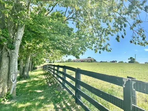 2308 Evans Mill Road Lexington KY 40515