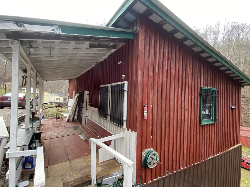 11130 Kentucky 1524 Manchester KY 40962