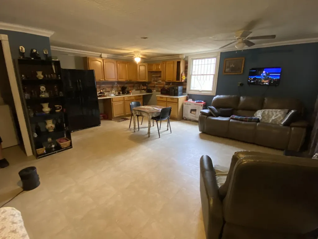 11130 Kentucky 1524 Manchester KY 40962