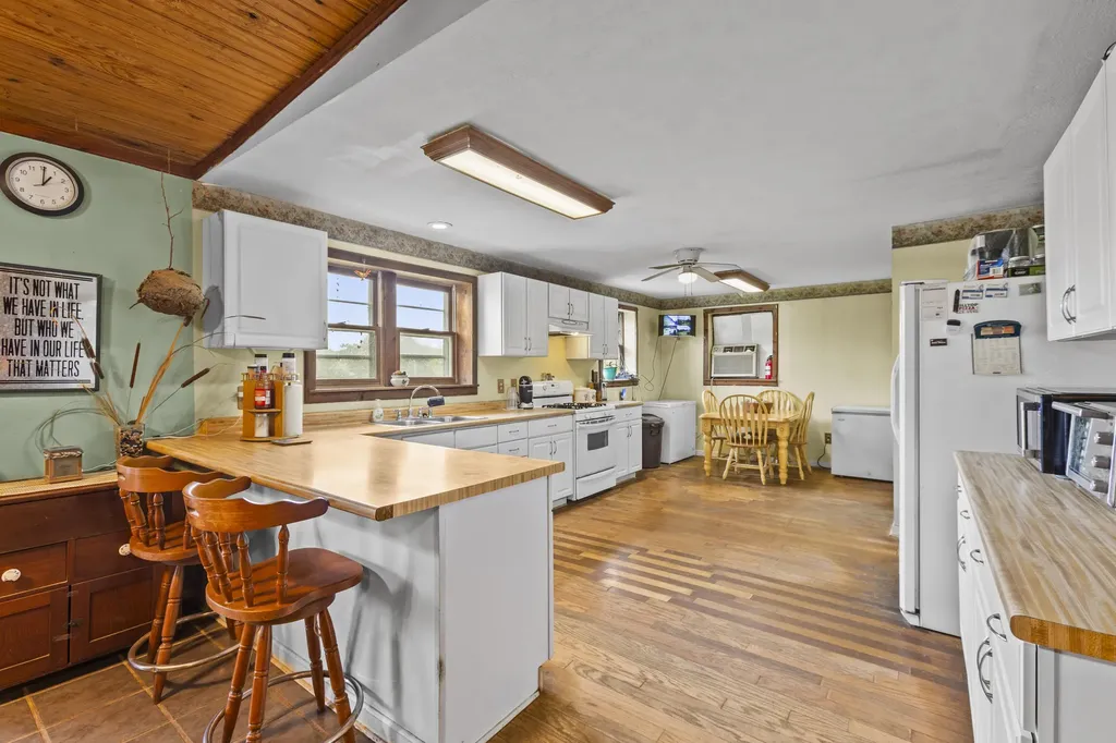 5119 Shoemaker Ridge Zoe KY 41397