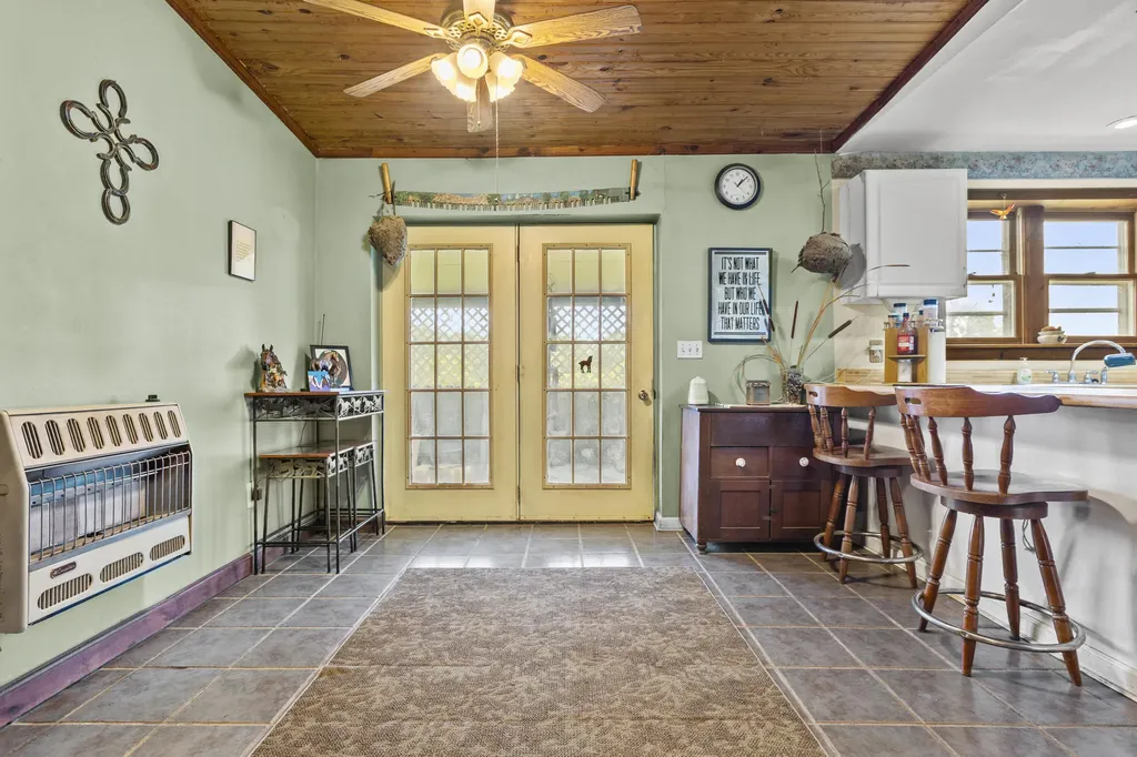 5119 Shoemaker Ridge Zoe KY 41397