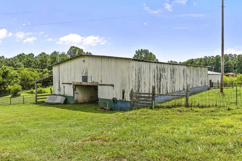 5119 Shoemaker Ridge Zoe KY 41397
