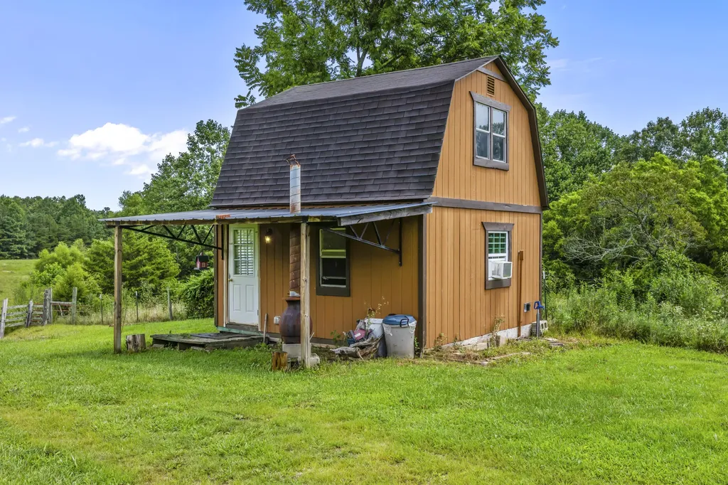 5119 Shoemaker Ridge Zoe KY 41397