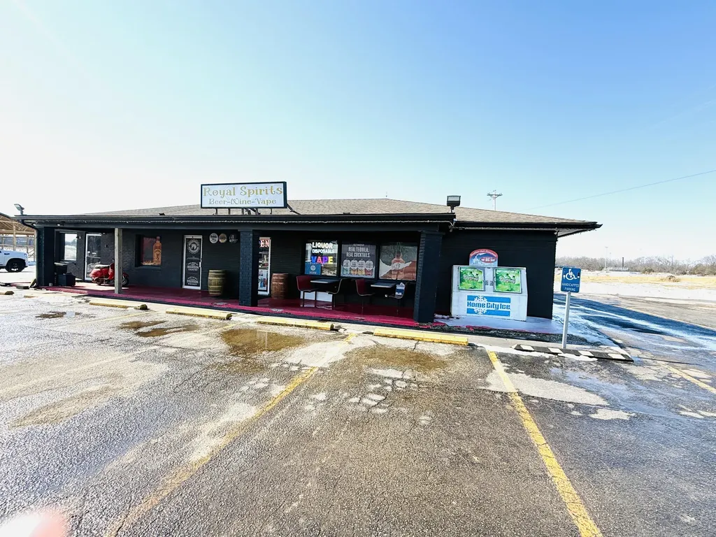 2098 Harrodsburg Road Lawrenceburg KY 40342