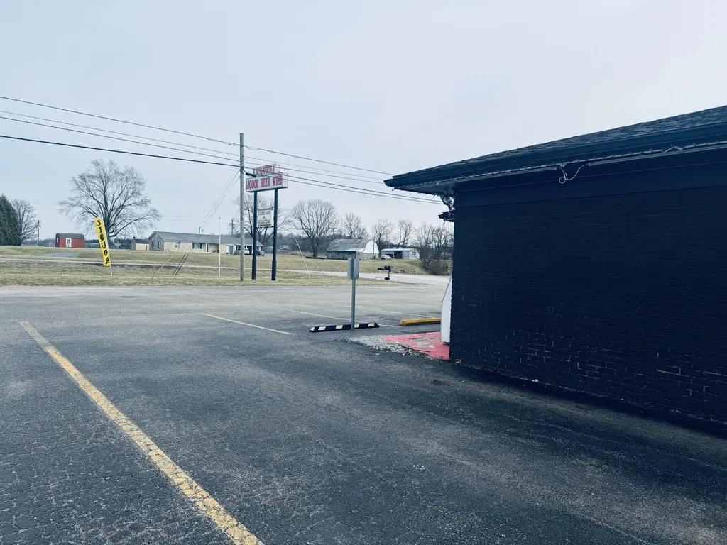 2098 Harrodsburg Road Lawrenceburg KY 40342