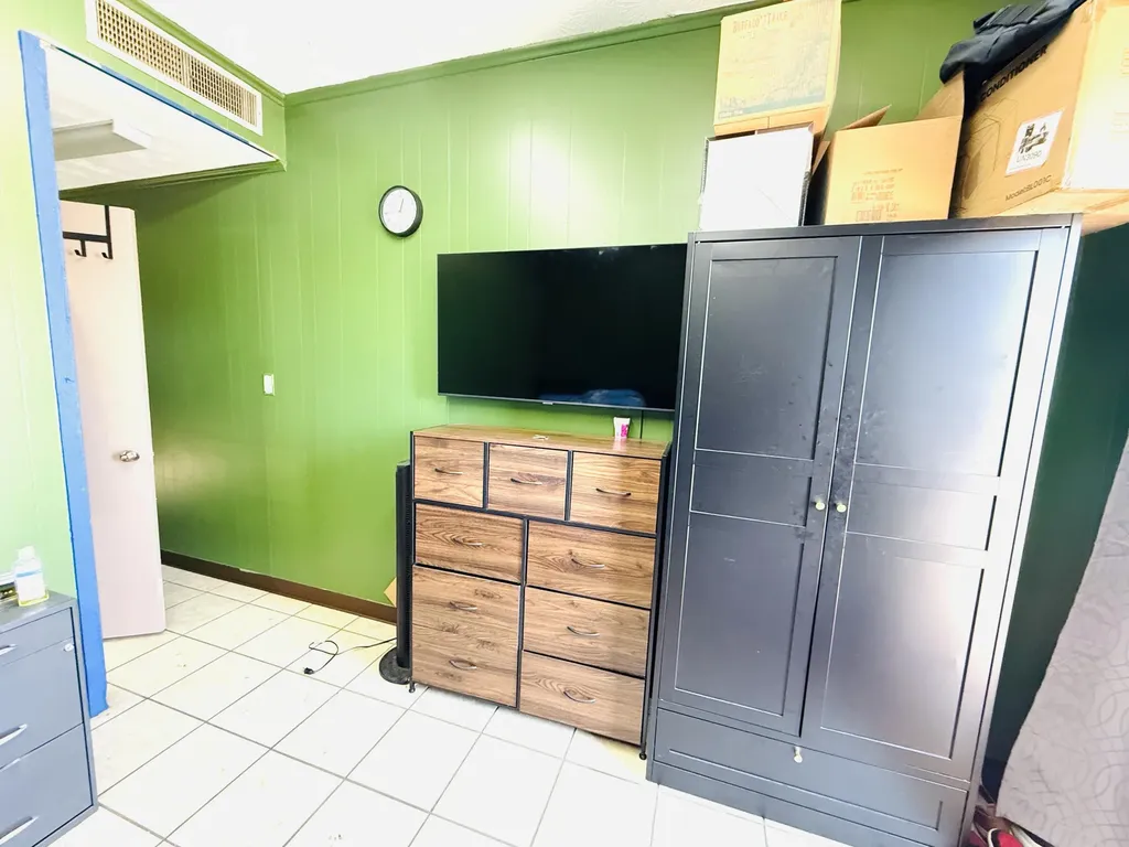 2098 Harrodsburg Road Lawrenceburg KY 40342
