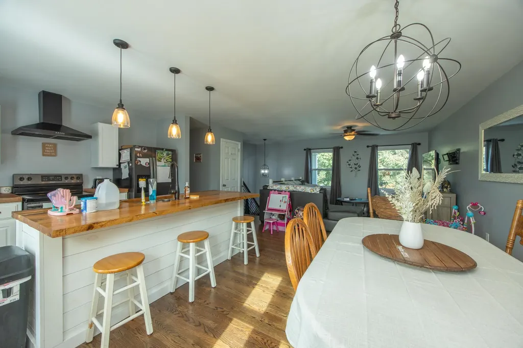 128 Cherokee Drive Winchester KY 40391