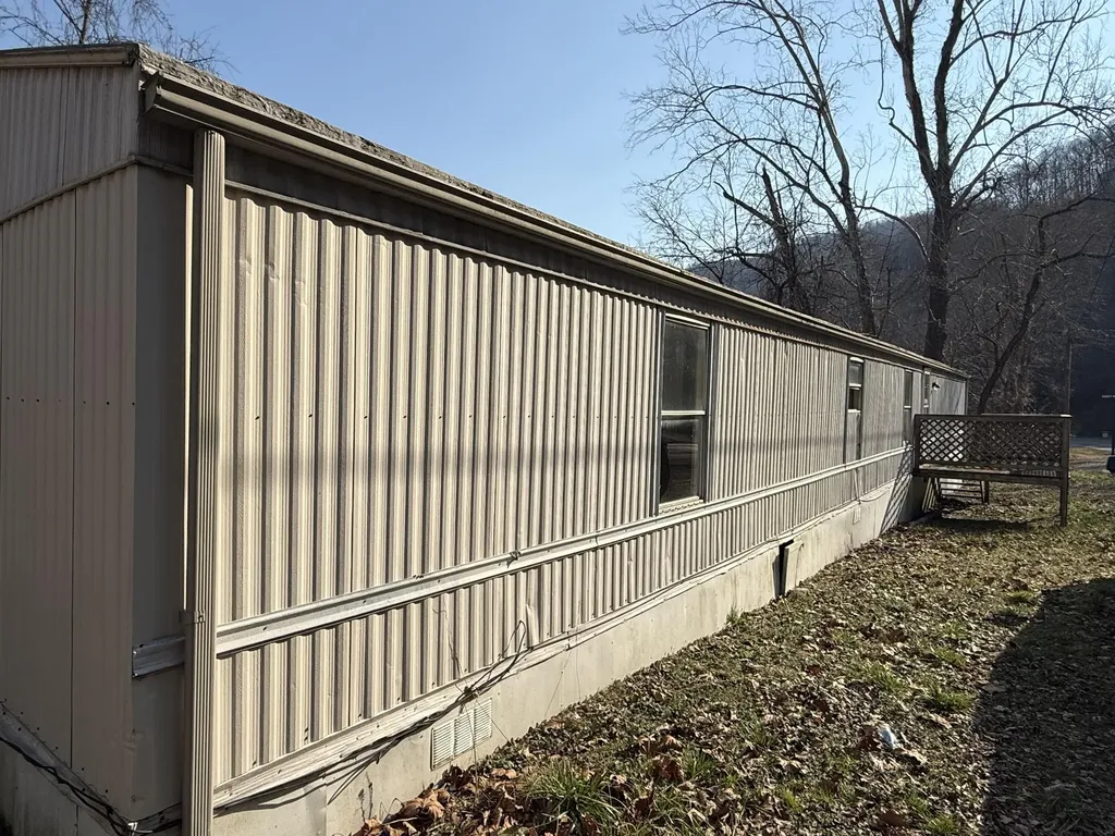 6461 Ky-66 Arjay KY 40902