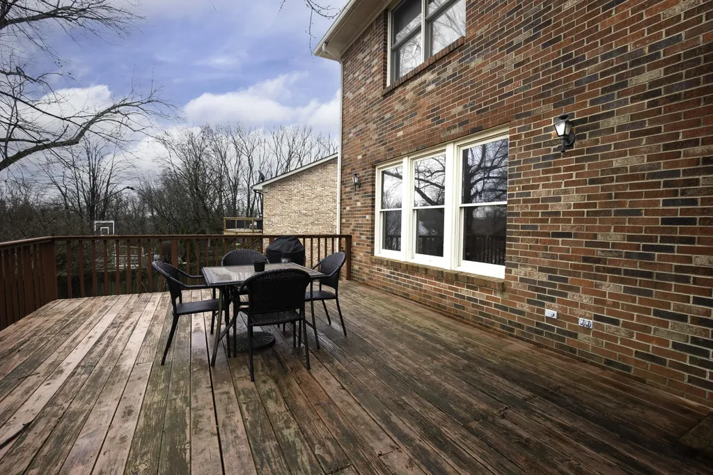 1709 Hunters Rest Court Lexington KY 40515