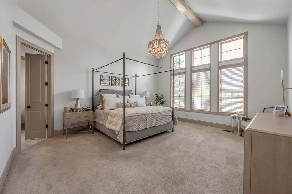 127 Meadow Ridge Drive Nicholasville KY 40356