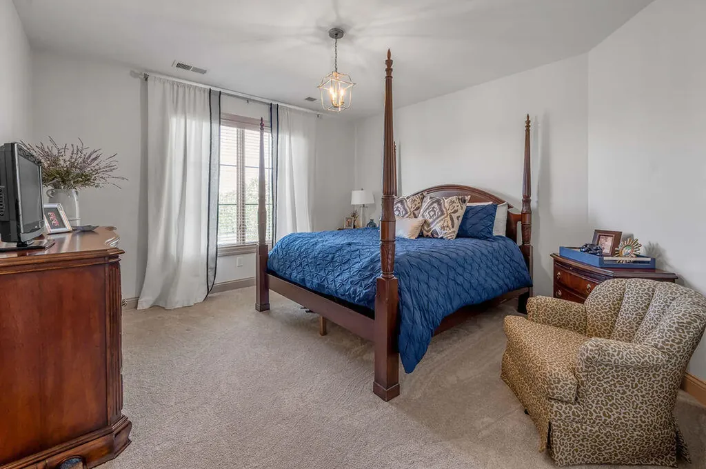 127 Meadow Ridge Drive Nicholasville KY 40356