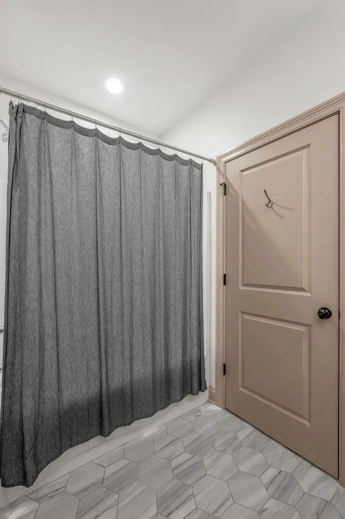 127 Meadow Ridge Drive Nicholasville KY 40356