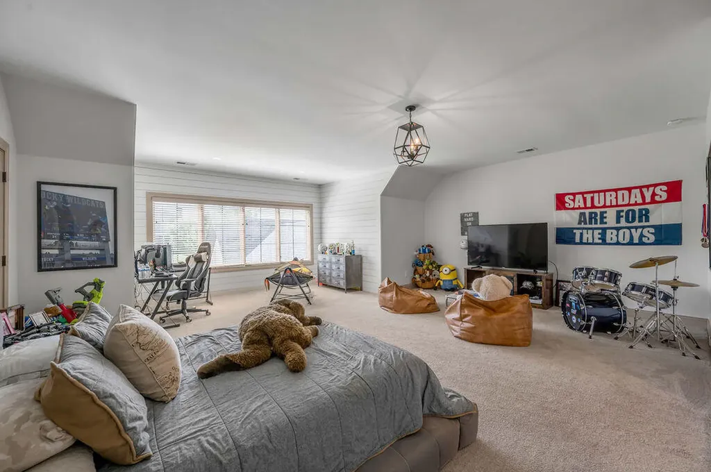 127 Meadow Ridge Drive Nicholasville KY 40356