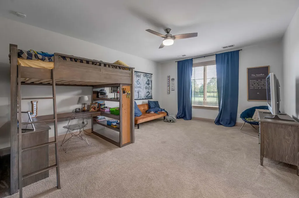 127 Meadow Ridge Drive Nicholasville KY 40356