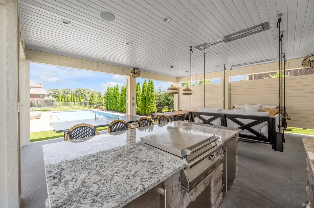 127 Meadow Ridge Drive Nicholasville KY 40356
