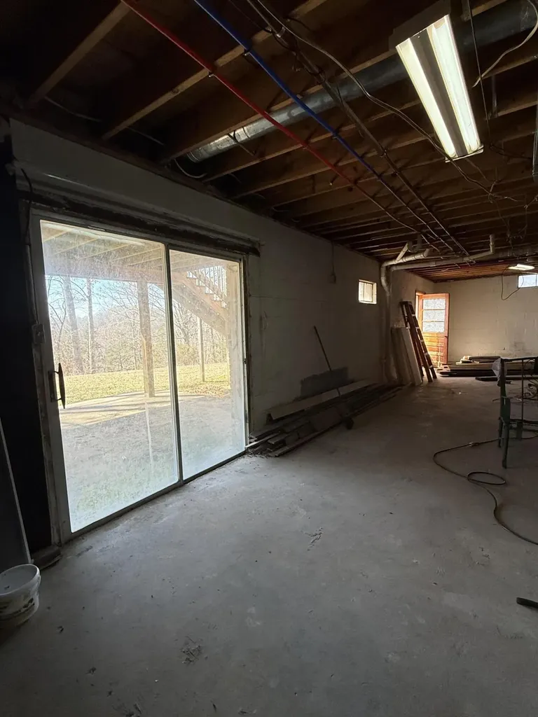 1010 Crockett Road Russell Springs KY 42642