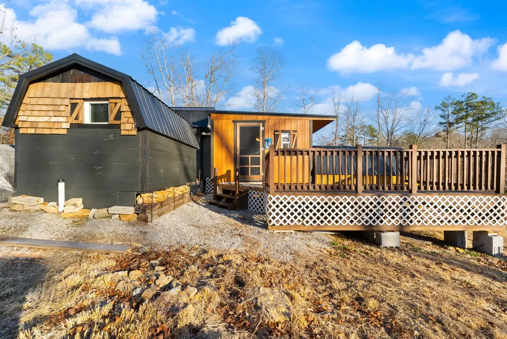 24 Sulphur Springs Hollow Road Somerset KY 42501