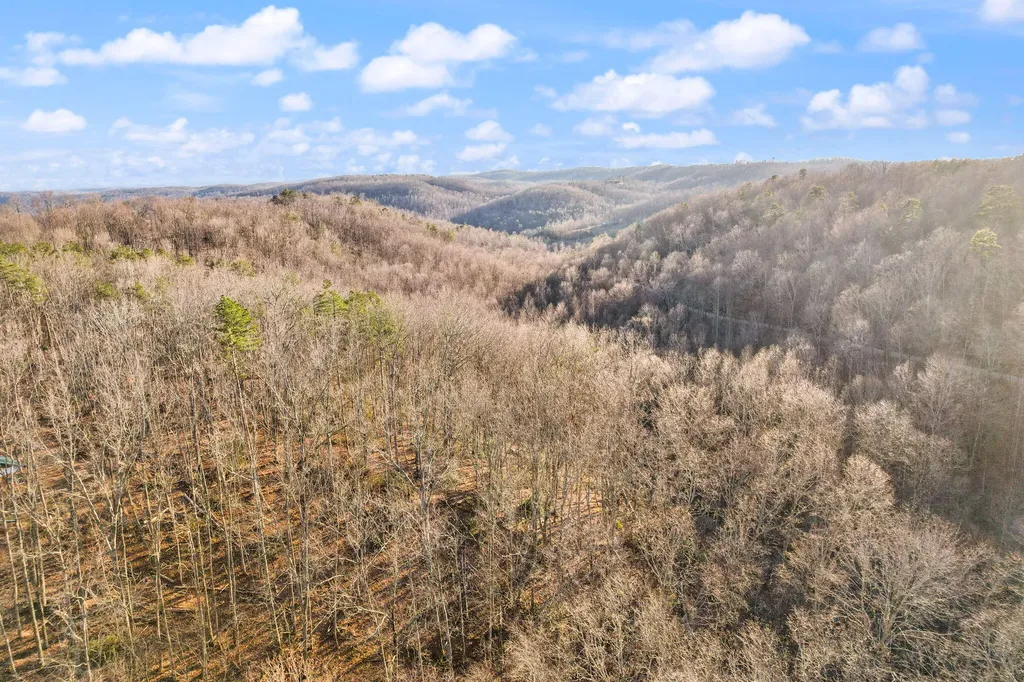 24 Sulphur Springs Hollow Road Somerset KY 42501