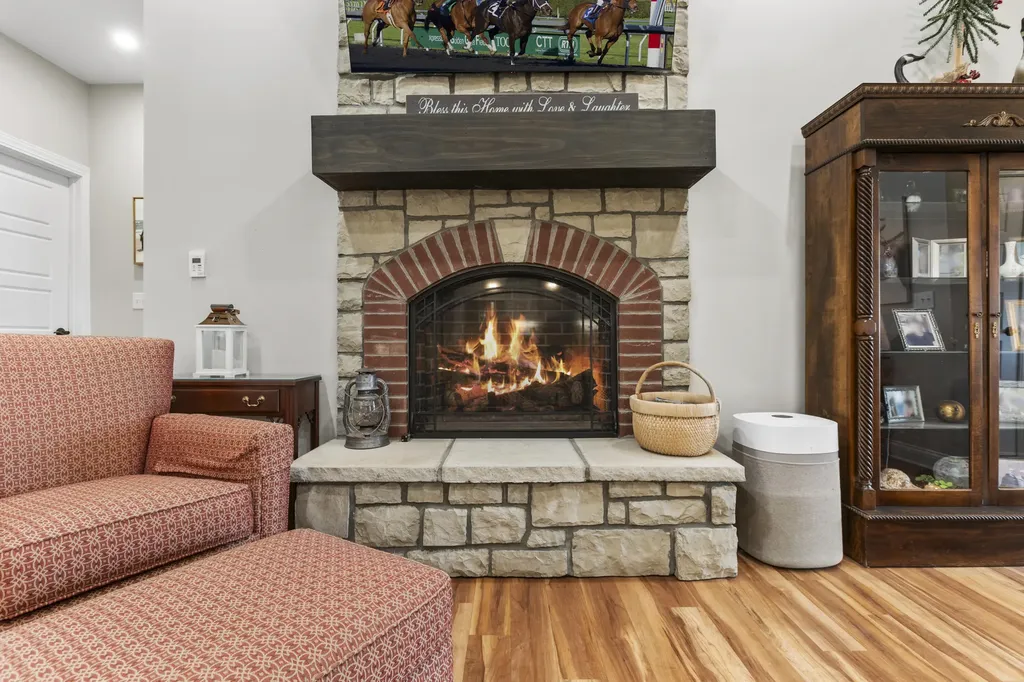 1346 Mundys Landing Road Versailles KY 40383