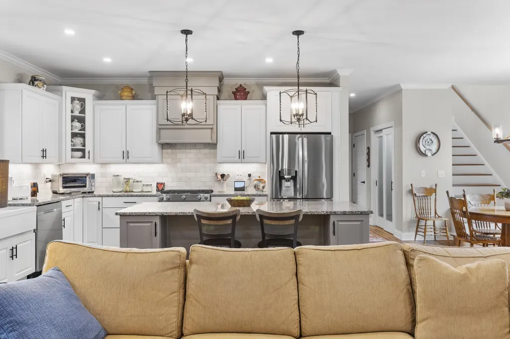 1346 Mundys Landing Road Versailles KY 40383