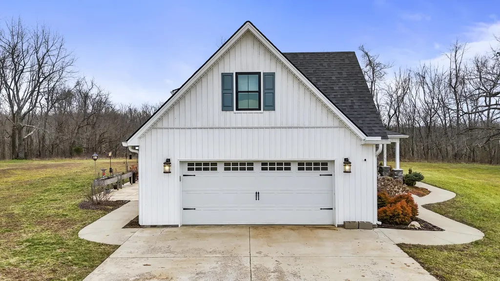 1346 Mundys Landing Road Versailles KY 40383