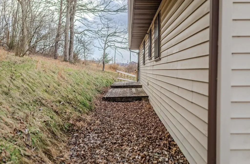167 Sexton Road Monticello KY 42633