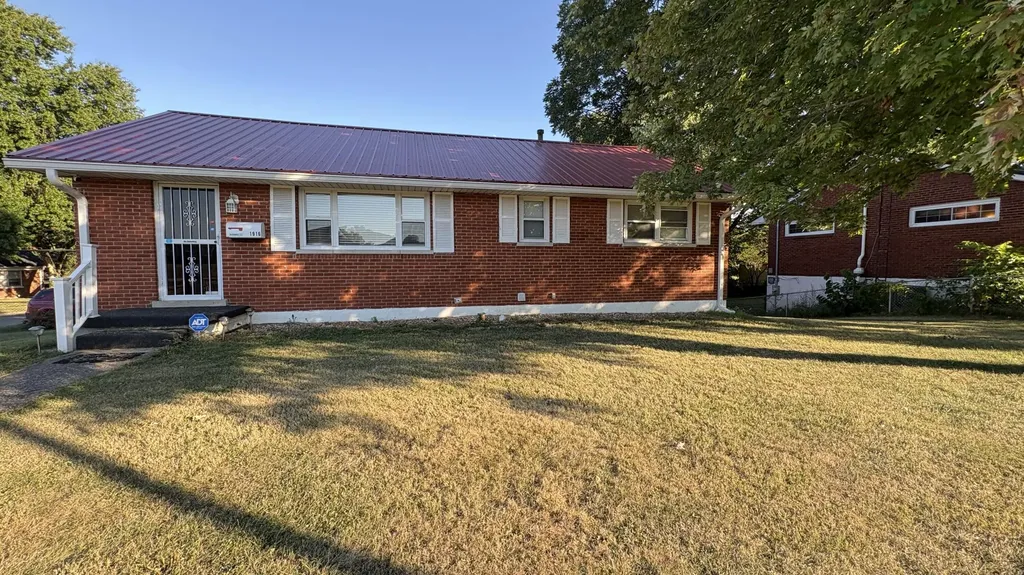 1916 Brynell Drive Lexington KY 40505