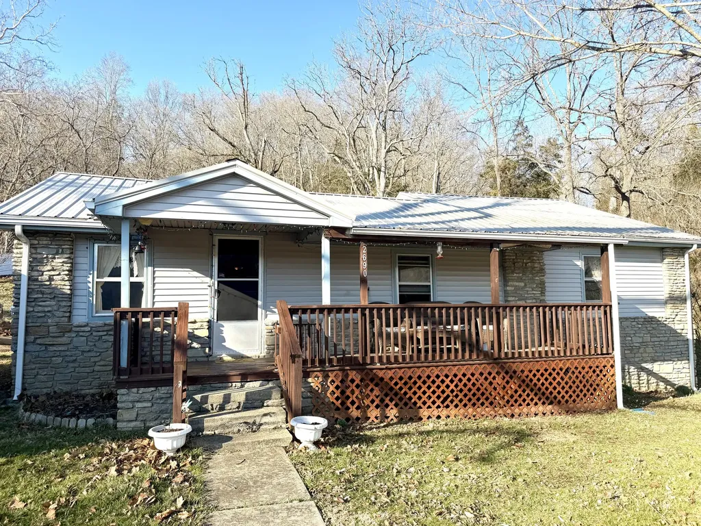2690 Glensboro Road Lawrenceburg KY 40342