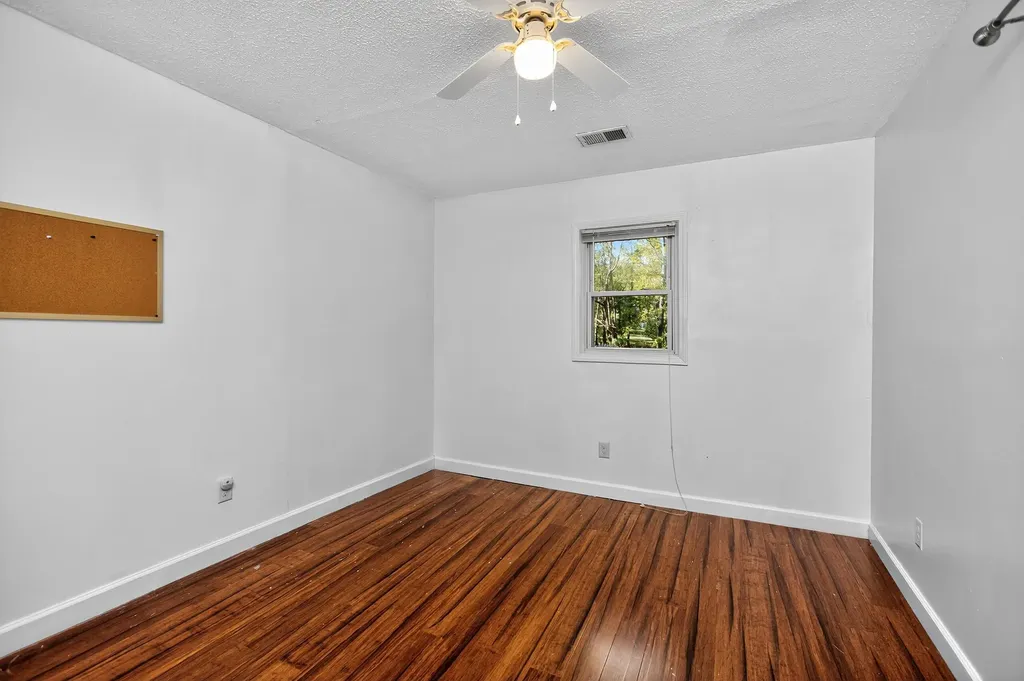 182 Sunrise Shores Harrodsburg KY 40330