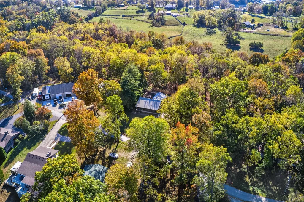 182 Sunrise Shores Harrodsburg KY 40330